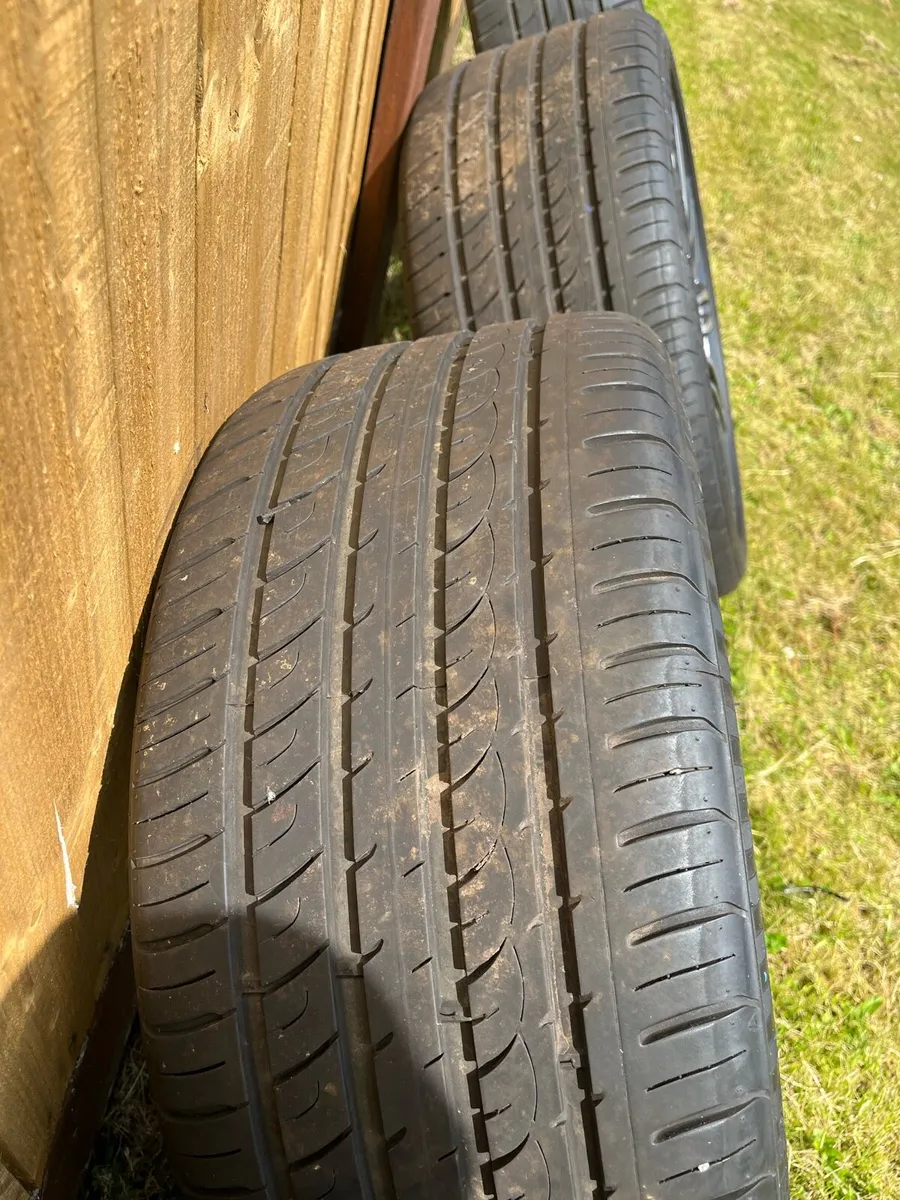 Alloys with tyres - Image 4