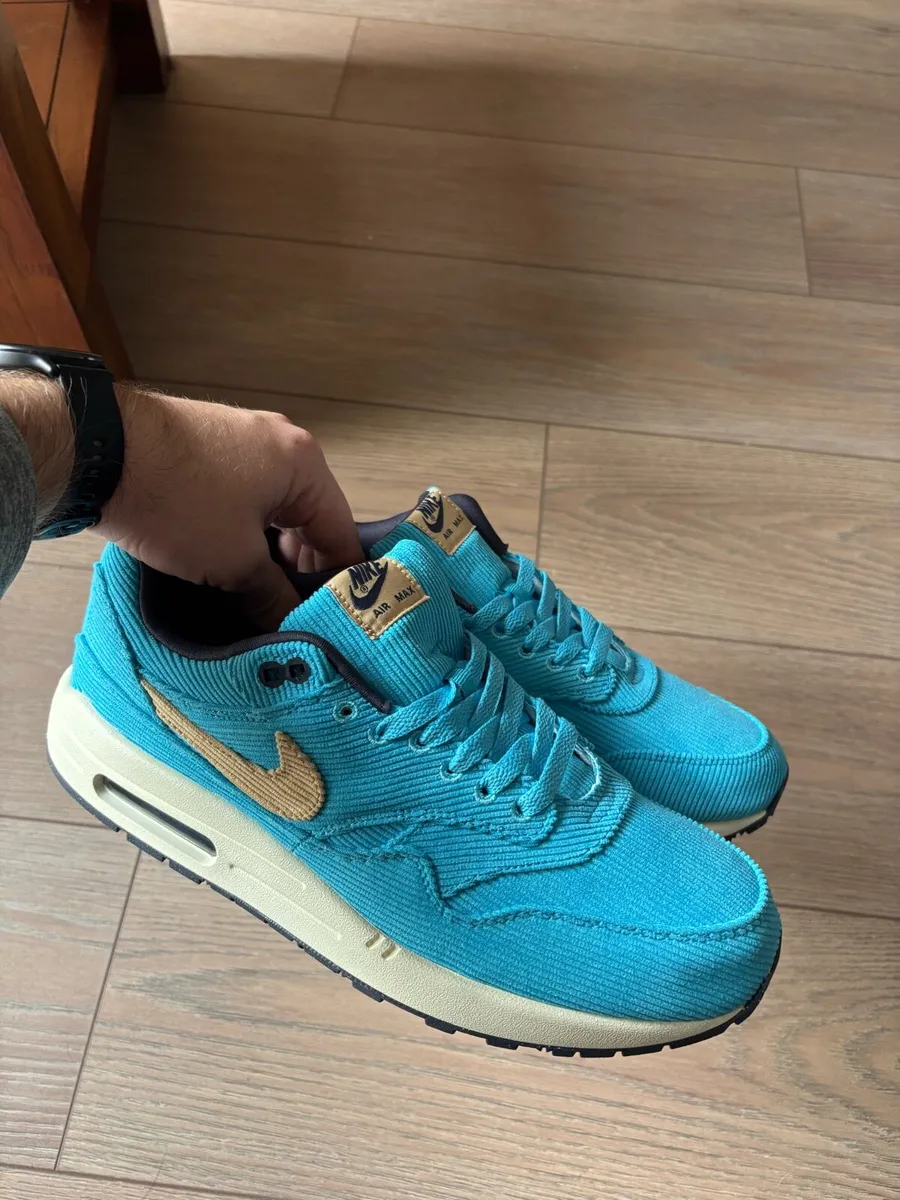 Air Max 1s - Image 1