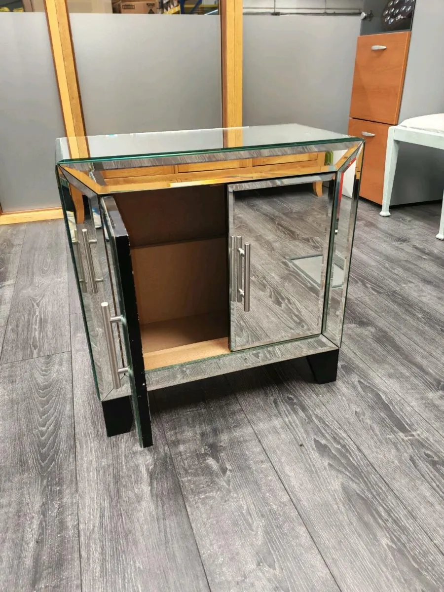 Bedside locker - Image 2