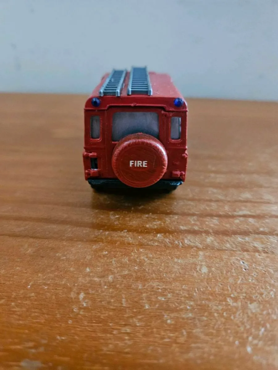 Corgi Solido Landrover - Image 4