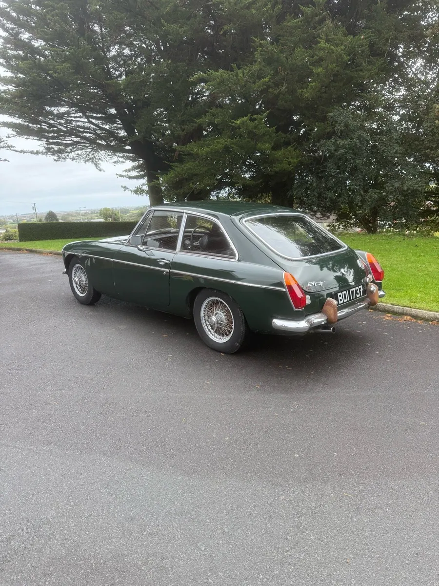 MGB GT 1970 - Image 2