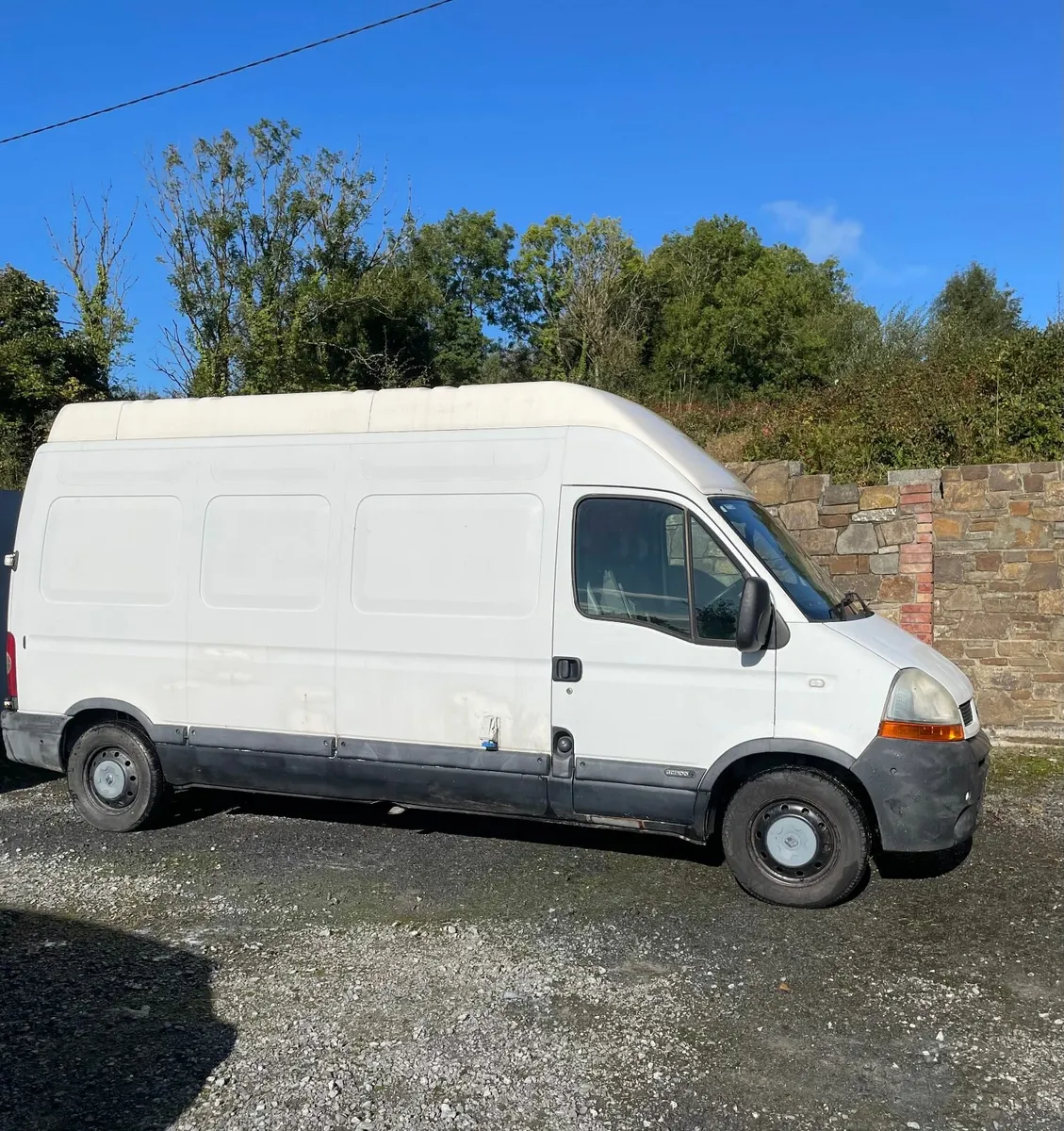 2006 Renault Master Camper - Image 1