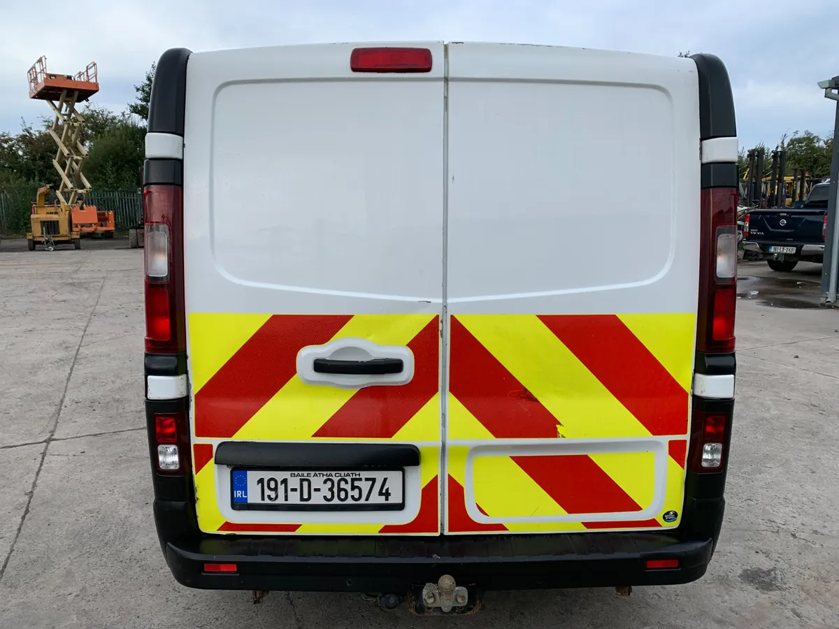BID ONLINE NOW - 2019 OPEL VIVARO MWB VAN - Image 4