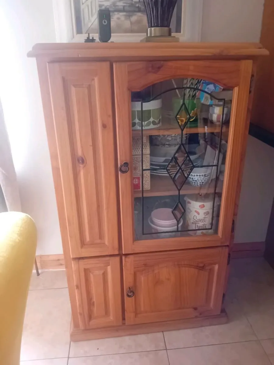 Glass display cabinet - Image 1