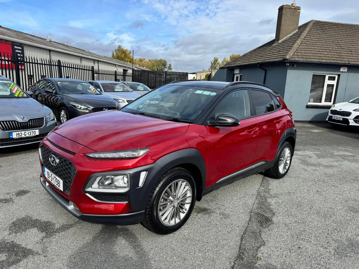 HYUNDAI KONA KAUAI 2WD EXECUTIVE TWO TONE 5DR - Image 4