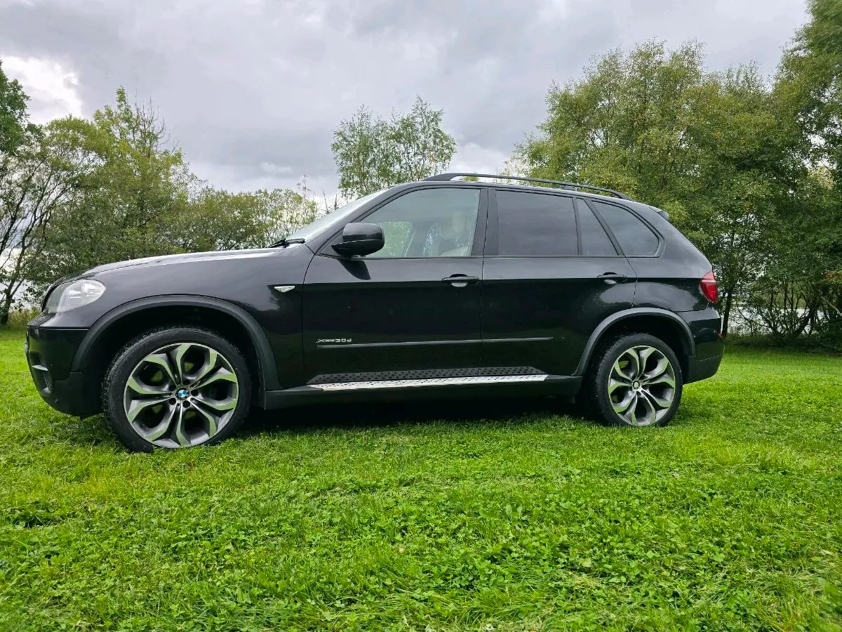 X5 3.0D 2011 auto 8 speed - Image 3