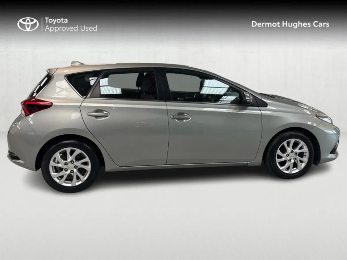 Toyota Auris 1.4D-4D LUNA - Image 3