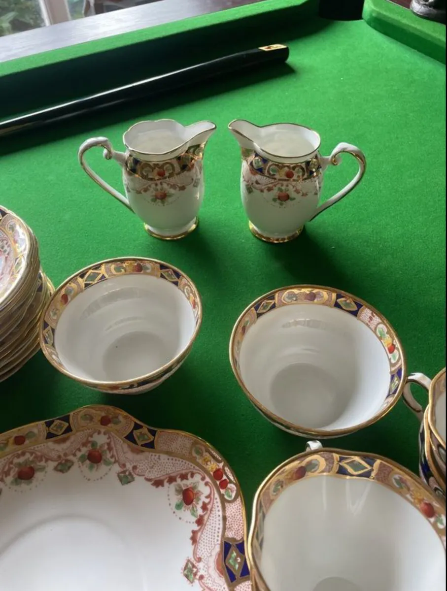 Royal Tara 42 piece Tea Set - Image 4