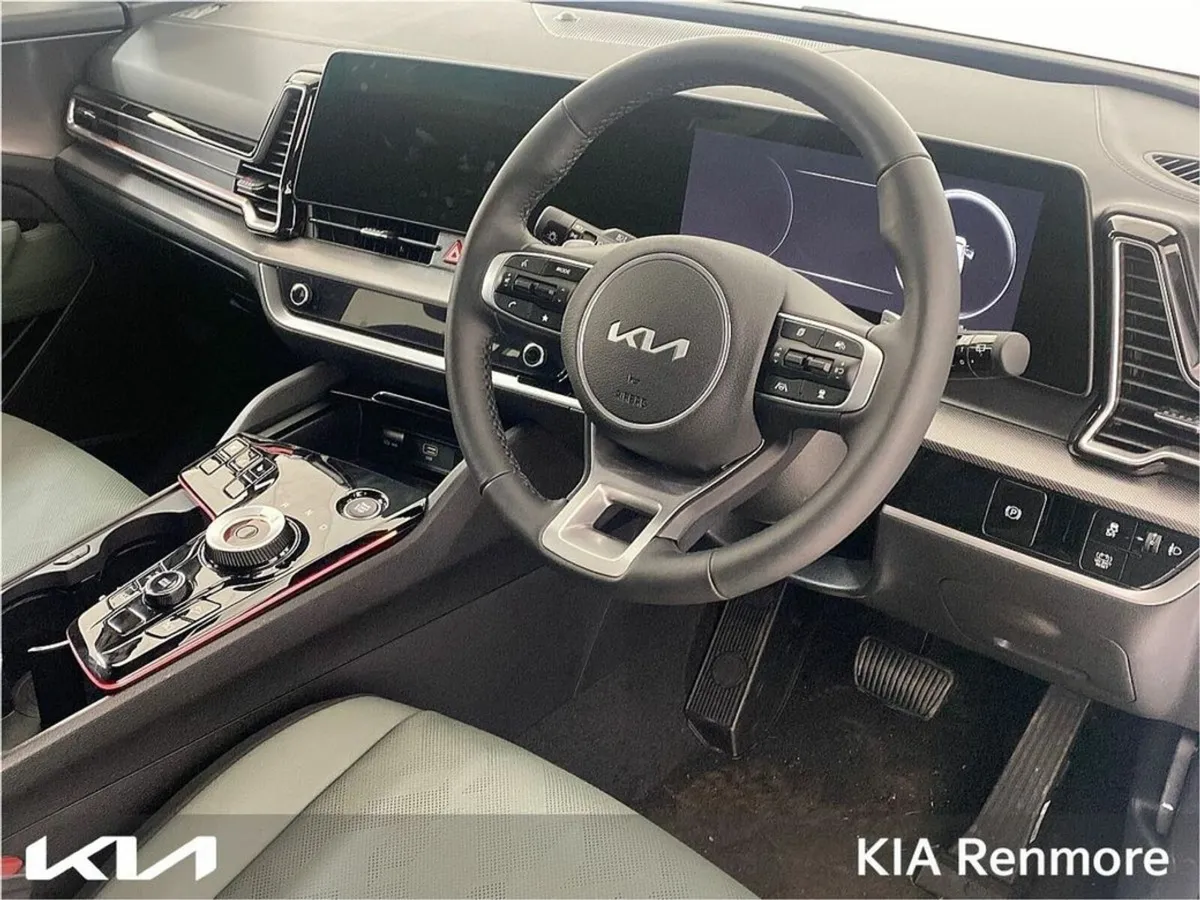 Kia Sportage HEV 1.6 Petrol - White - Image 2