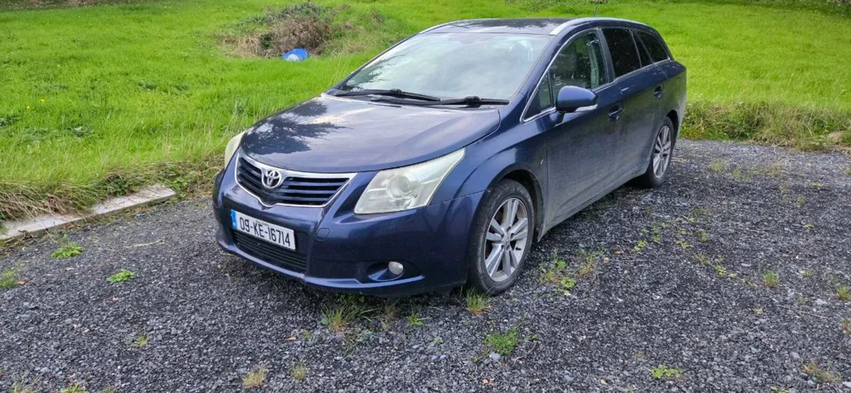 Toyota avensis t27 tourer - Image 1