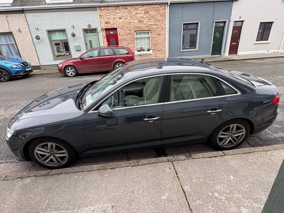 Audi A4 2016 - Image 2