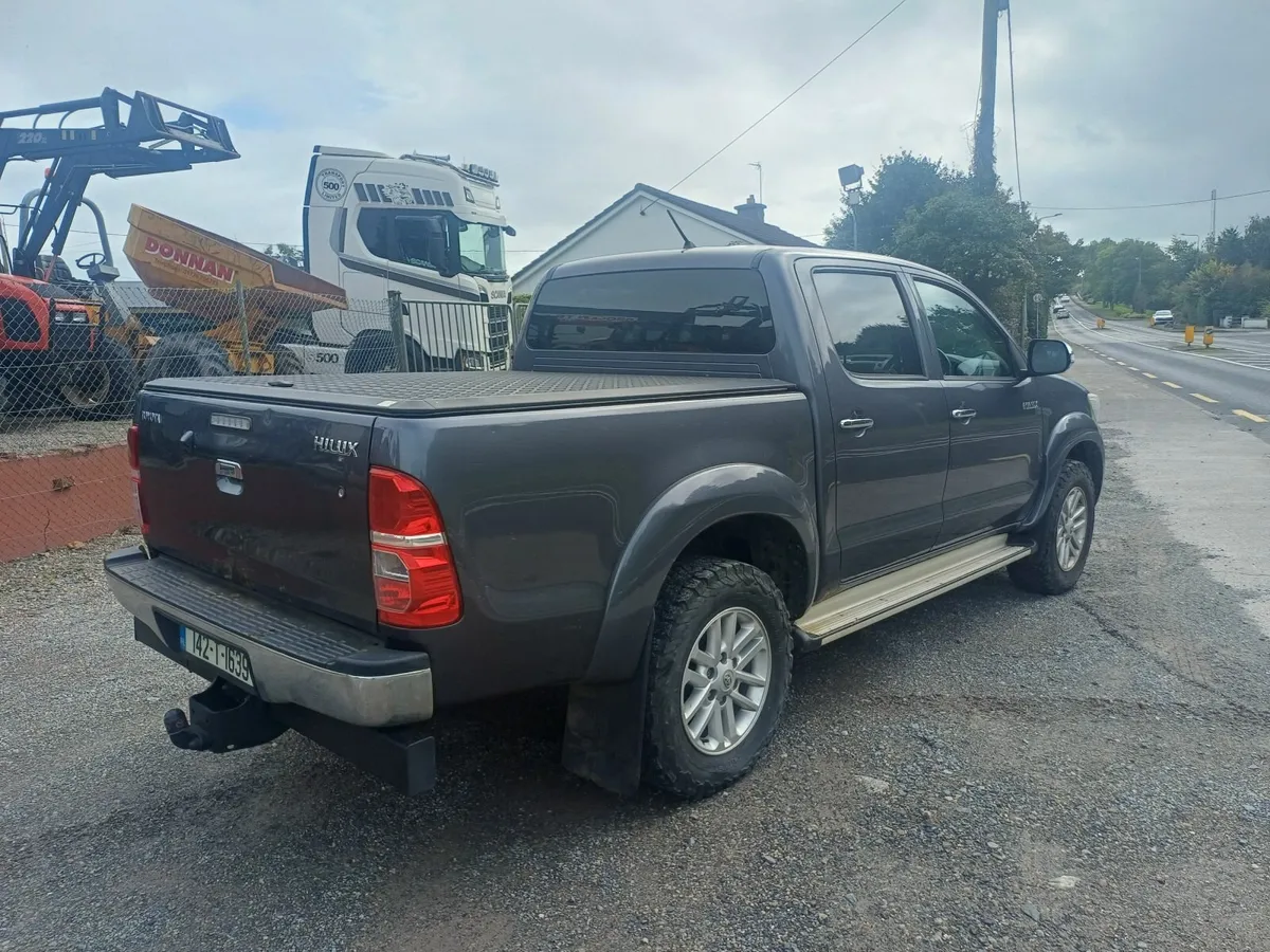 2014 Toyota Hilux 2.5 - Image 4