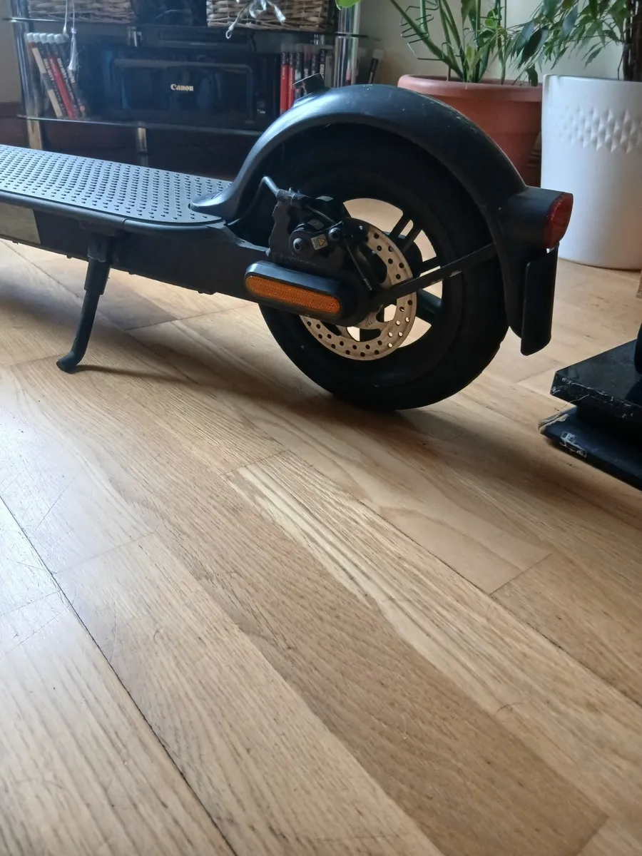 Electric scooter - Image 4