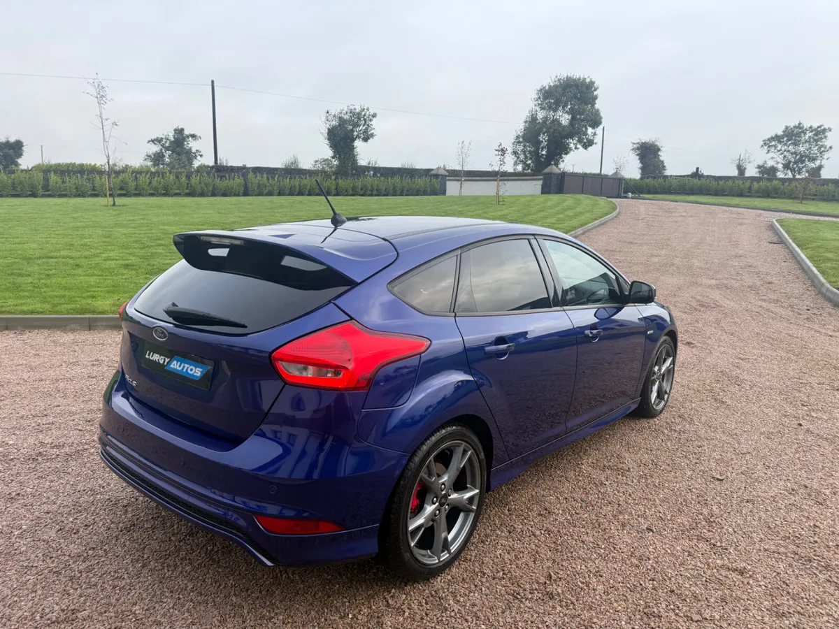 181 Ford Focus St Line X - Image 4