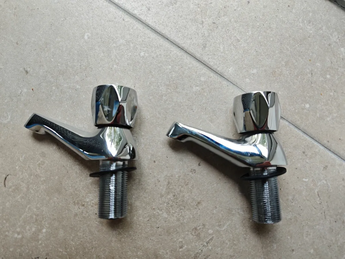 Bath taps - Image 1
