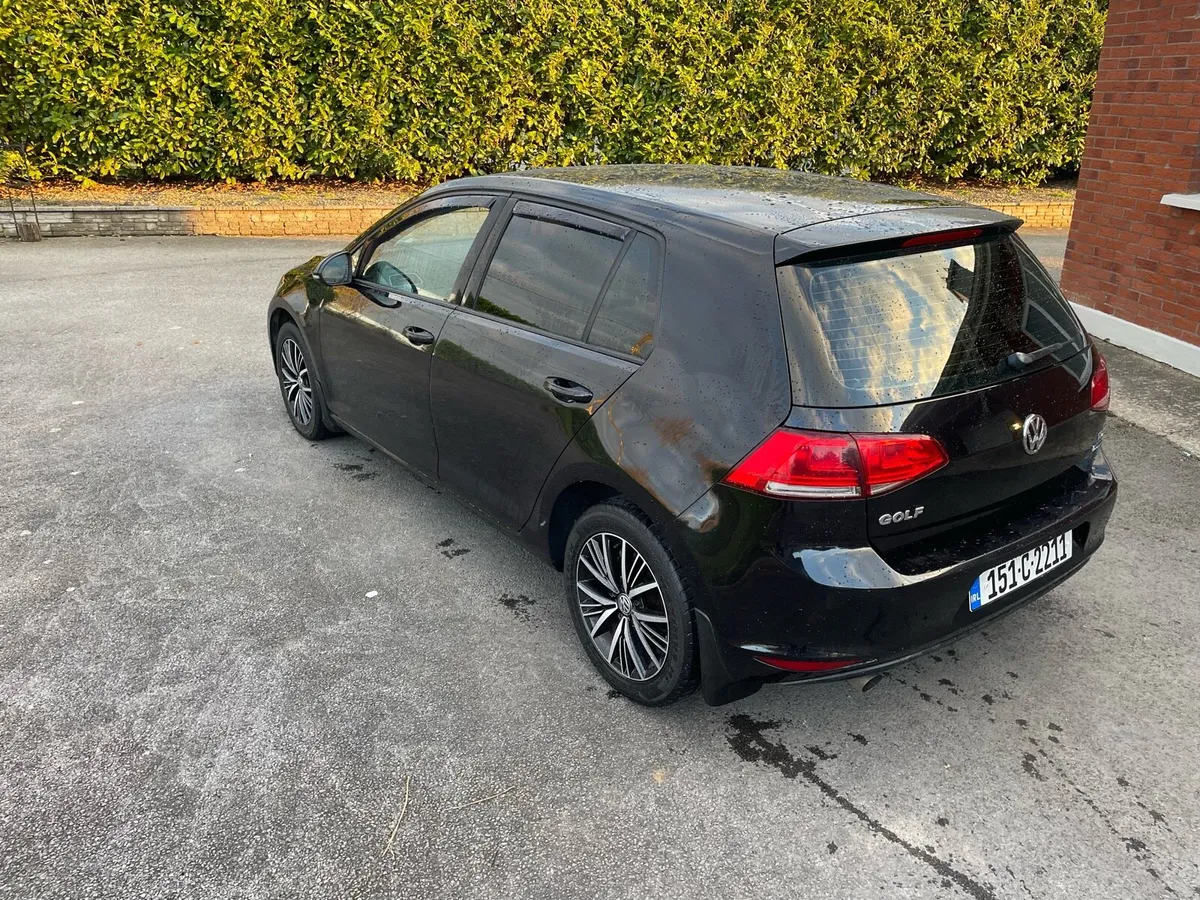 Volkswagen Golf - Image 4