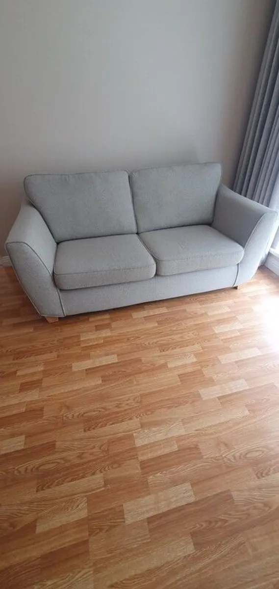 Three Peice Suite - Image 2