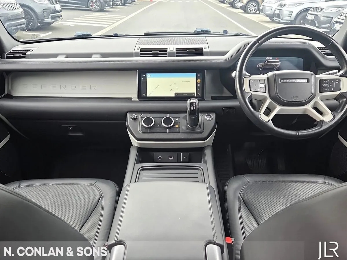 Land Rover Defender 110 Phev HSE  main Land Rover - Image 4