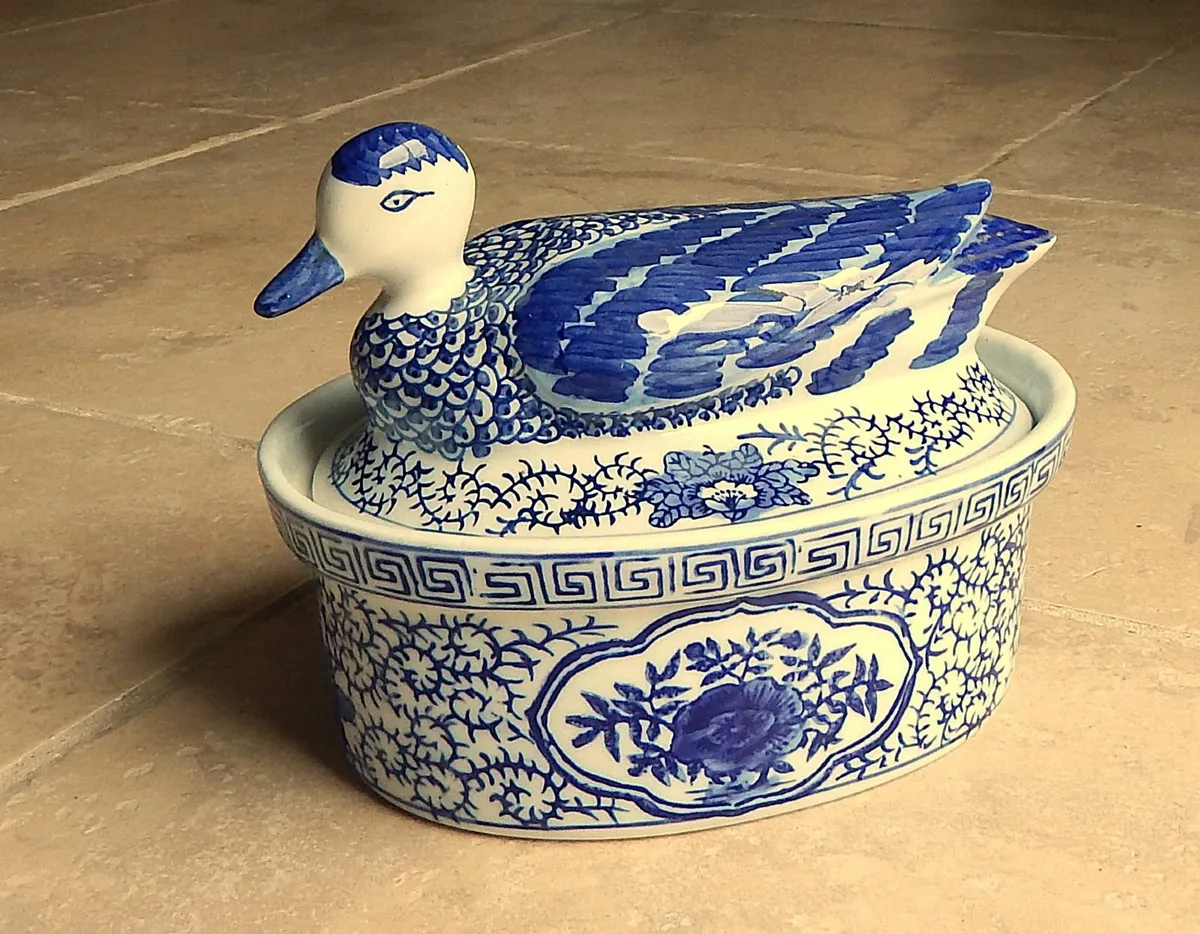 Vintage Chinese Style Ceramic Duck Tureen - Image 1