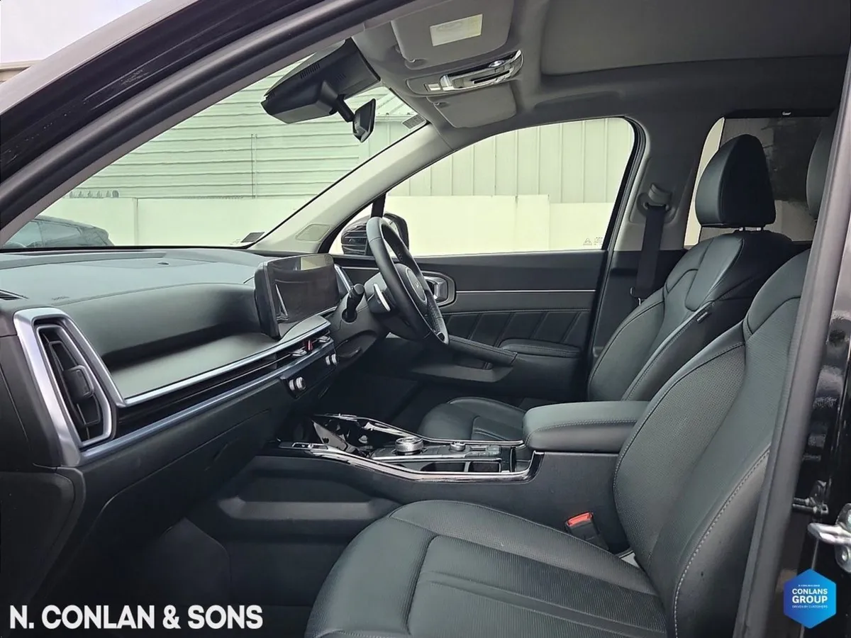 Kia Sorento 2.2d Auto 7 Seater - Image 3
