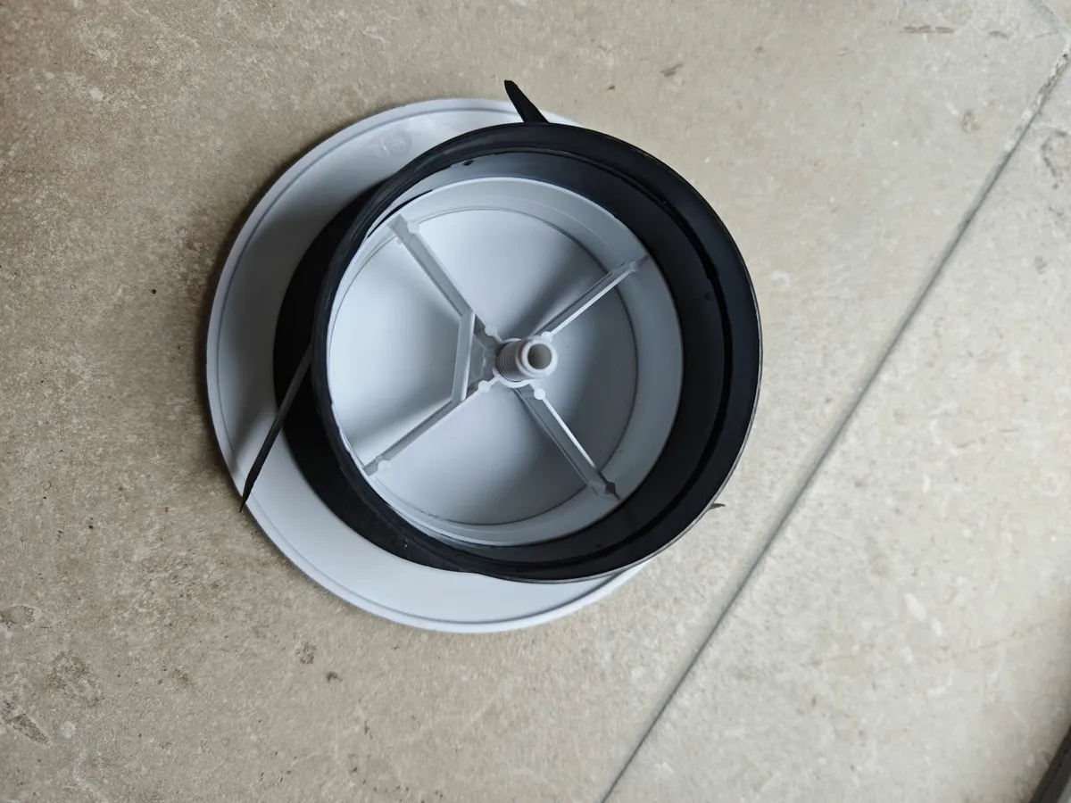 Bath air vent cover - Image 4
