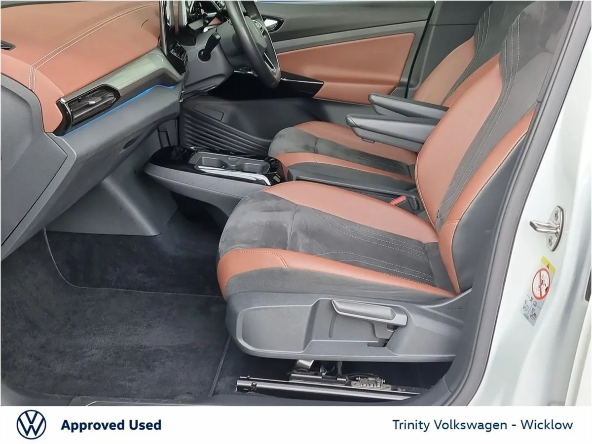 Volkswagen ID.4 Style Panoramic Roof 52kwh 148HP - Image 4