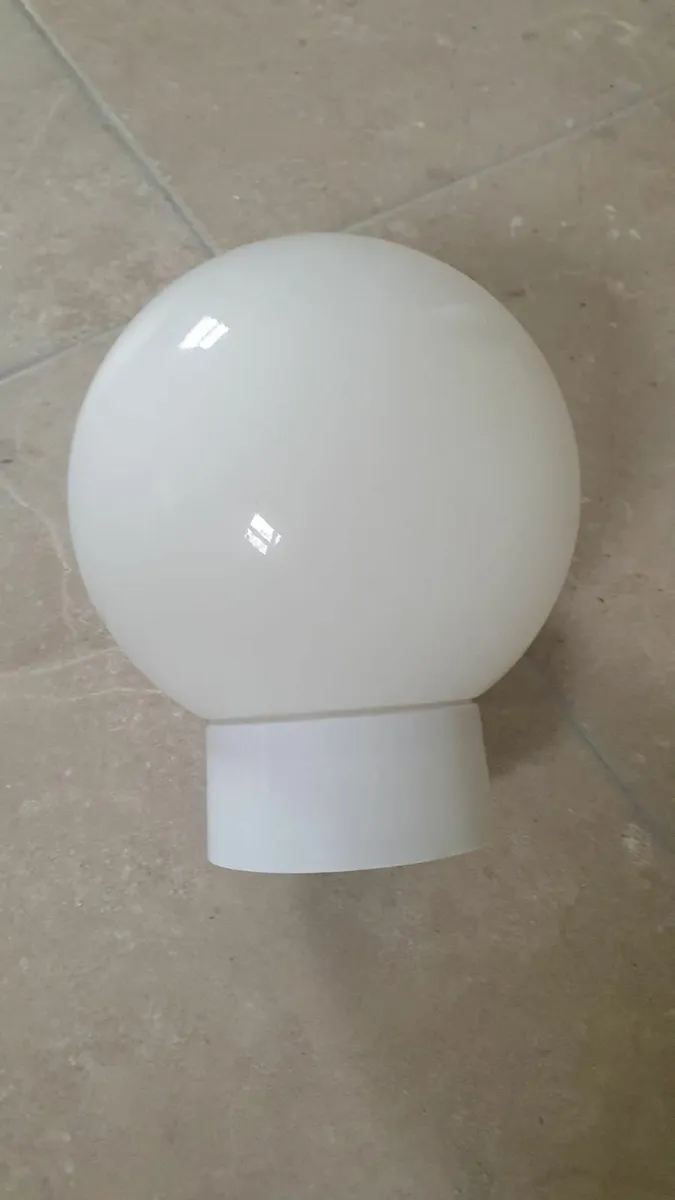 Bath ceiling globe - Image 2