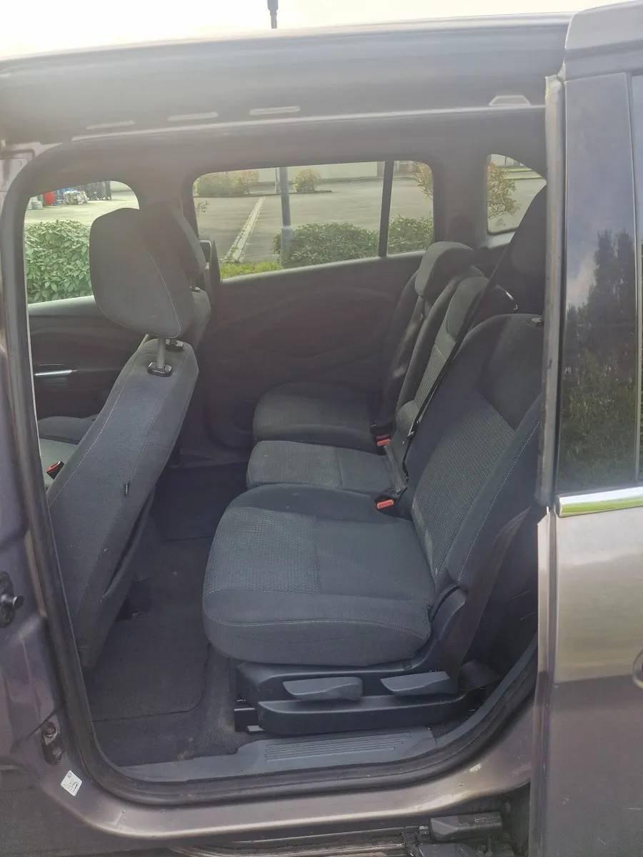 Ford Grand C-Max 2012 1.6 diesel 7 seater - Image 4