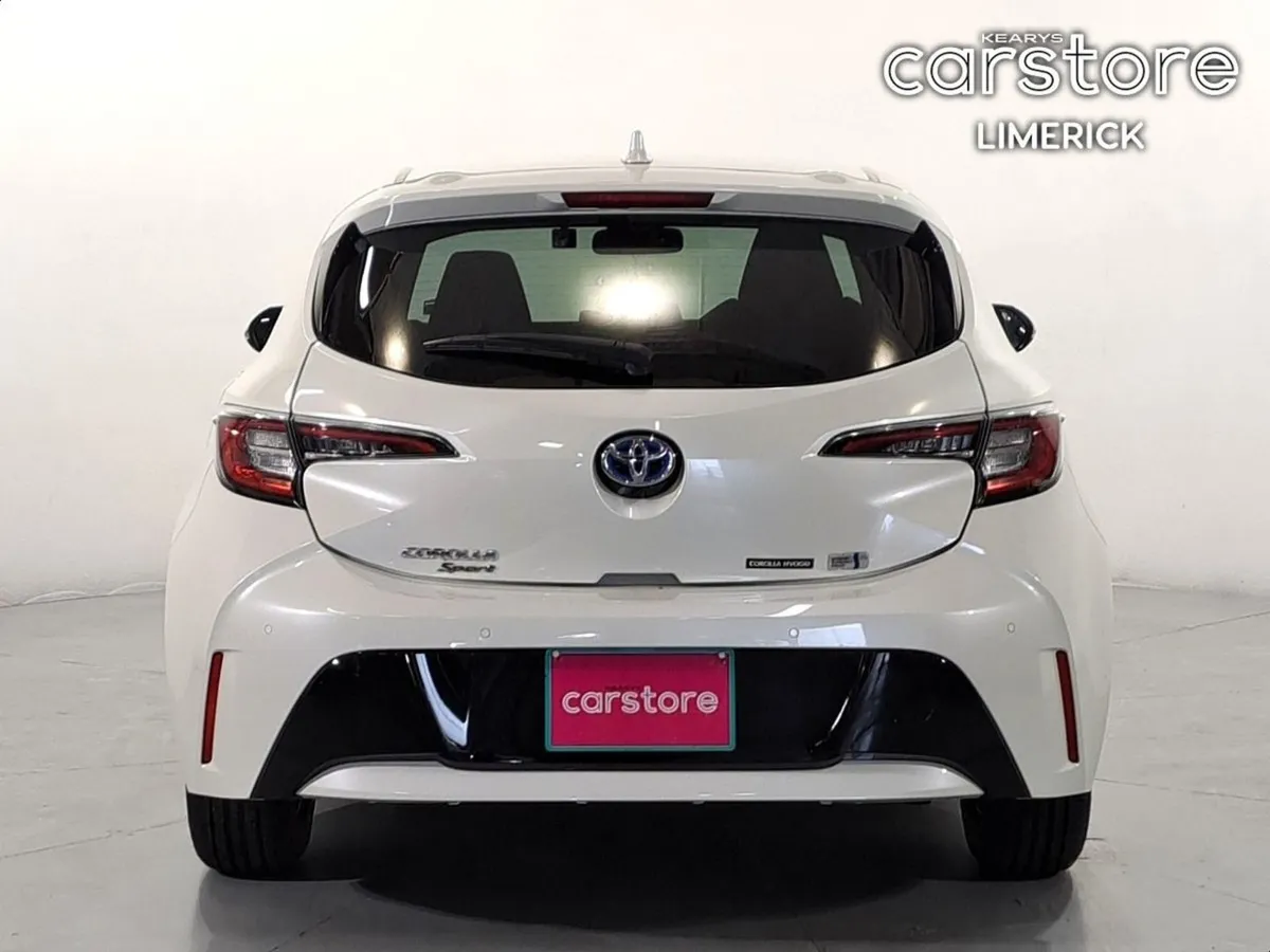 Toyota Corolla 1.8 Hybrid Aura Hatchback - Image 4