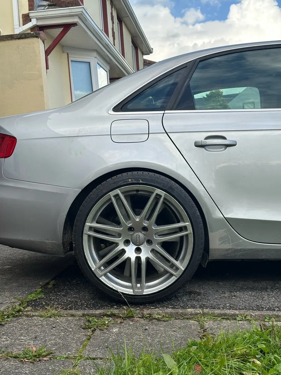 Set 19" 8.5j wheels Audi A4 open for offers - Image 1