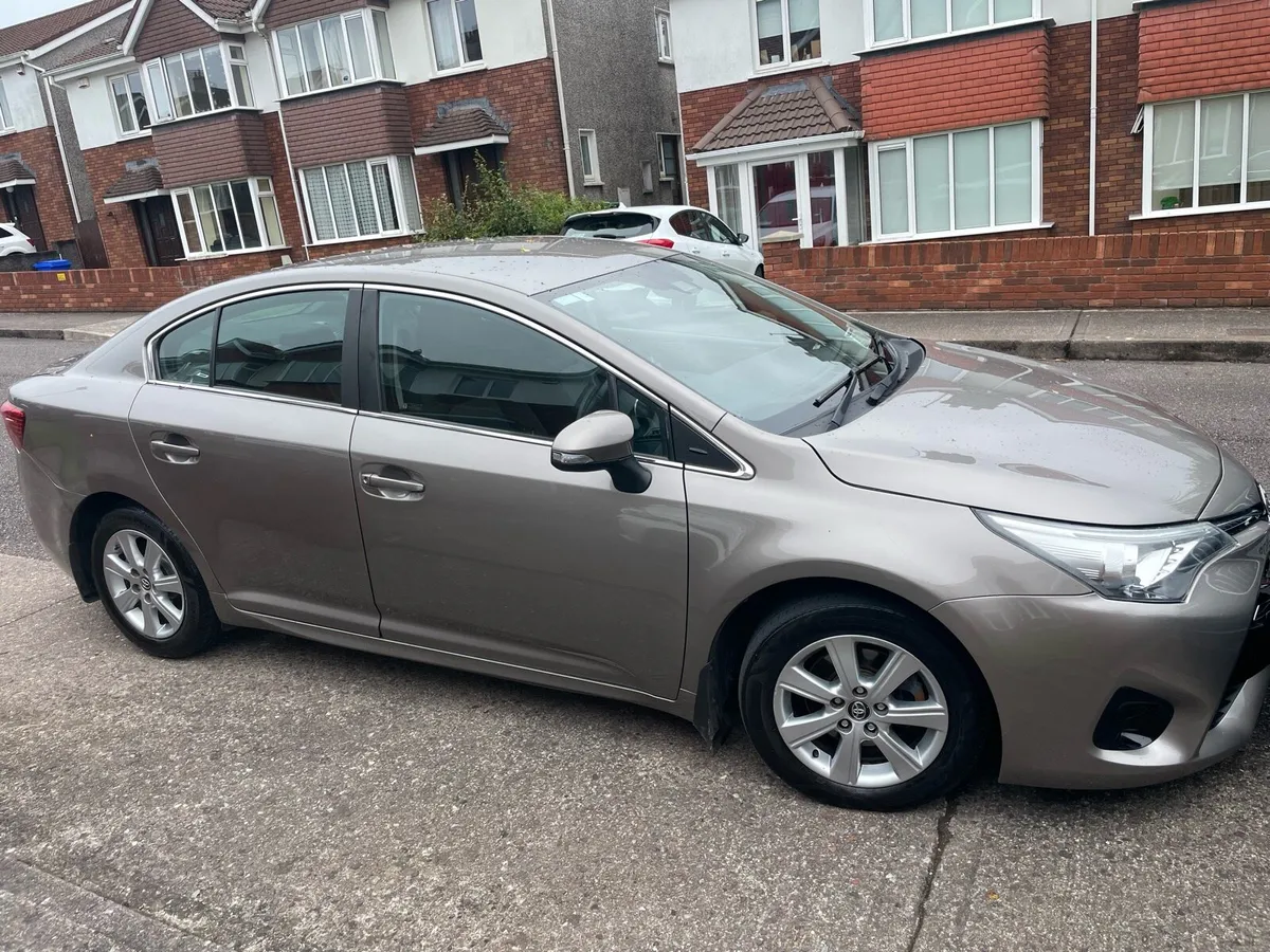 Toyota Avensis 2016 Low price 3700 - Image 1