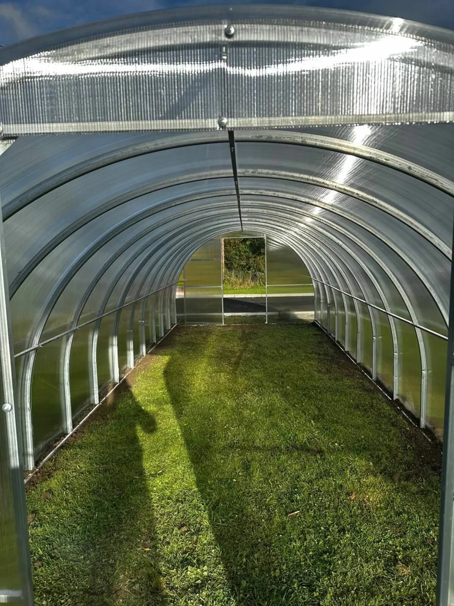Polycarbonate Greenhouses - Image 4
