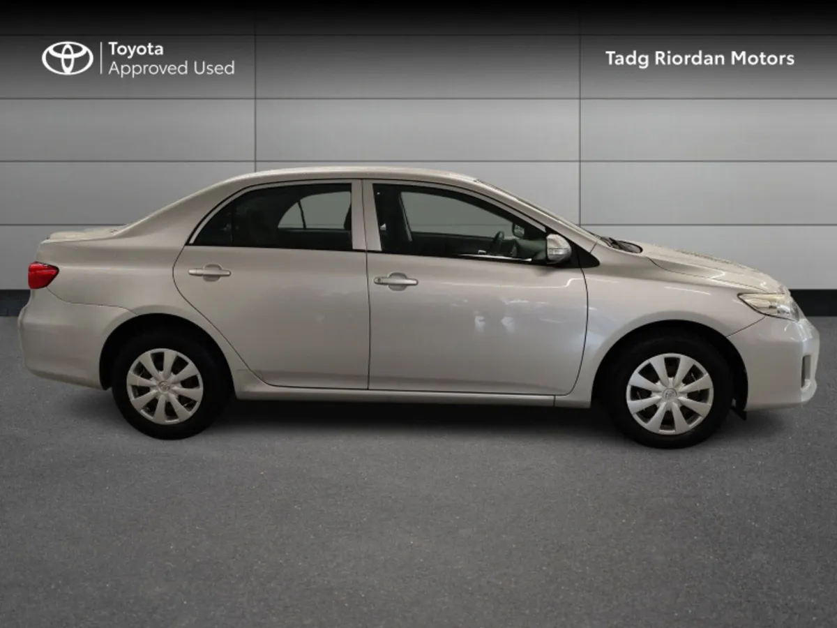 Toyota Corolla 1.33 TERRA MC 4DR - Image 3