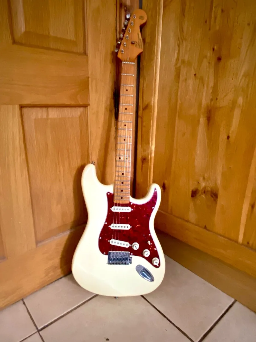 Stratocaster copy Sx Sst - Image 1