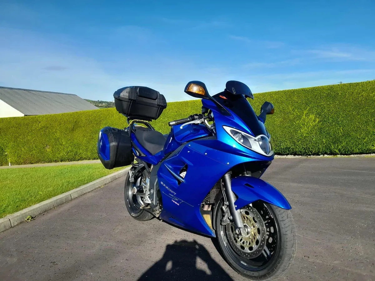 Triumph sprint at - Image 1