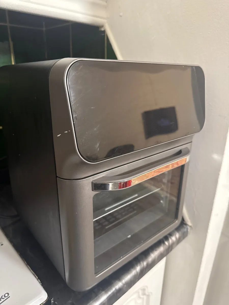 Air fryer - Image 1