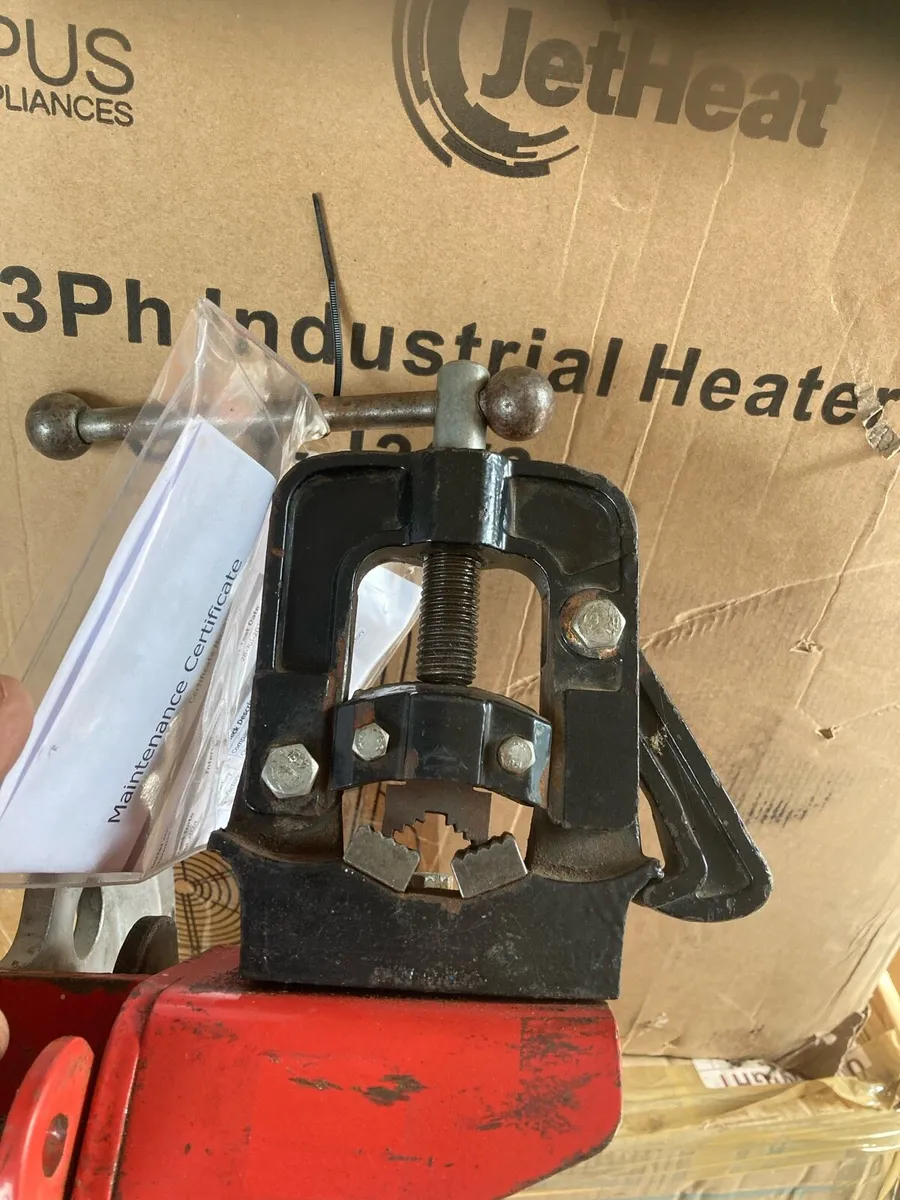Irwin Conduit  Bending Machine - Image 4