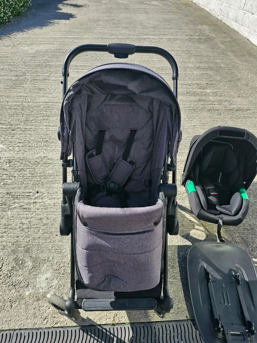 ickle bubba atom travel system - Image 1