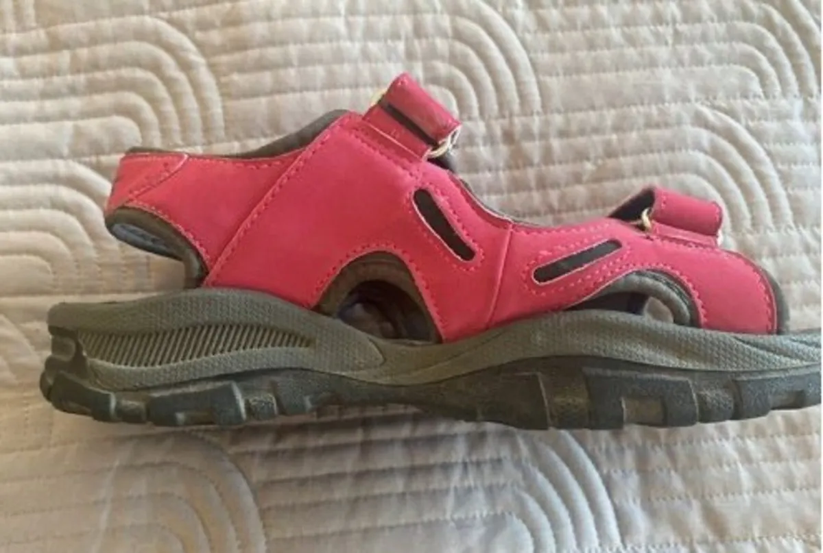 Sandals - Slazenger - Size 6UK - Image 2