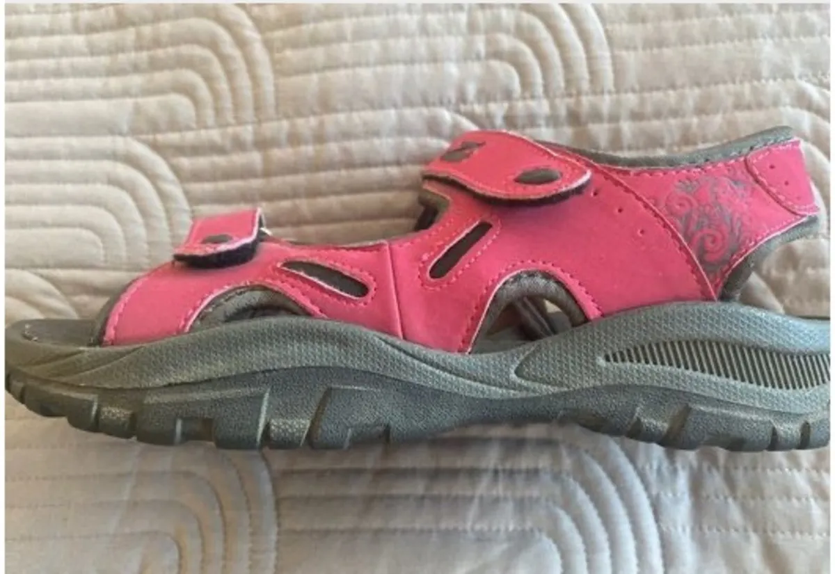 Sandals - Slazenger - Size 6UK - Image 3