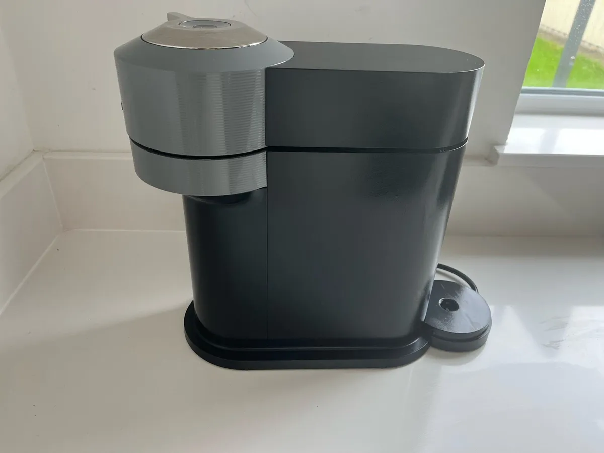 Nespresso Vertuo coffee machine - Image 2