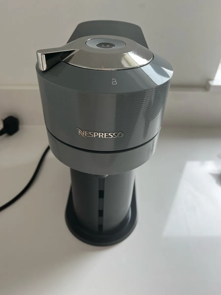 Nespresso Vertuo coffee machine - Image 1
