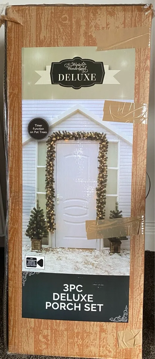 Winter Wonderland Deluxe 3 Piece Porch Set - Image 1