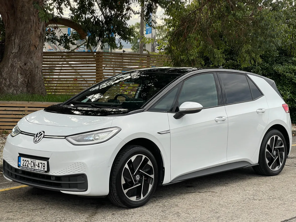 2022 Volkswagen ID.3..PAN ROOF..LOW MILES..2 KEYS - Image 3