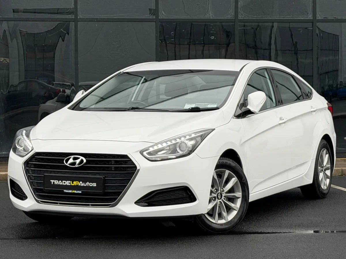 Hyundai i40  Executive Plus 1.7 - Image 1