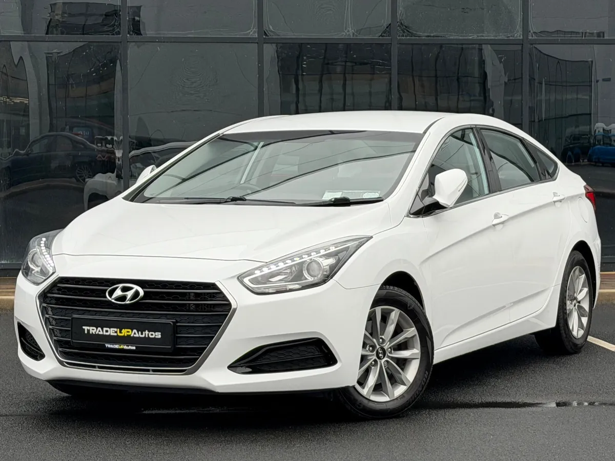 Hyundai i40  Executive Plus 1.7 - Image 2