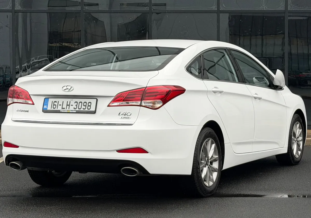 Hyundai i40  Executive Plus 1.7 - Image 3