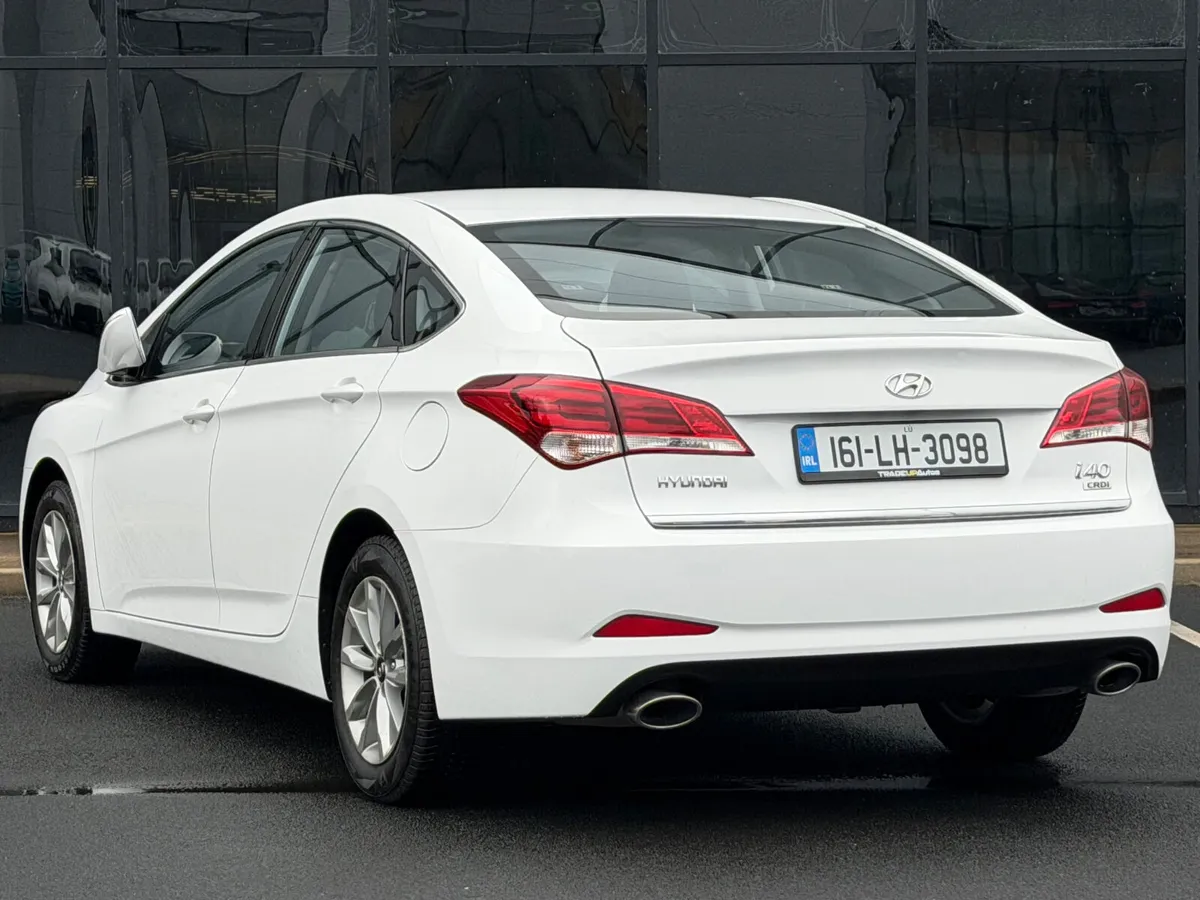 Hyundai i40  Executive Plus 1.7 - Image 4