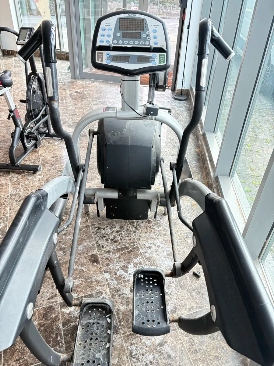 Gym equipment - Image 2