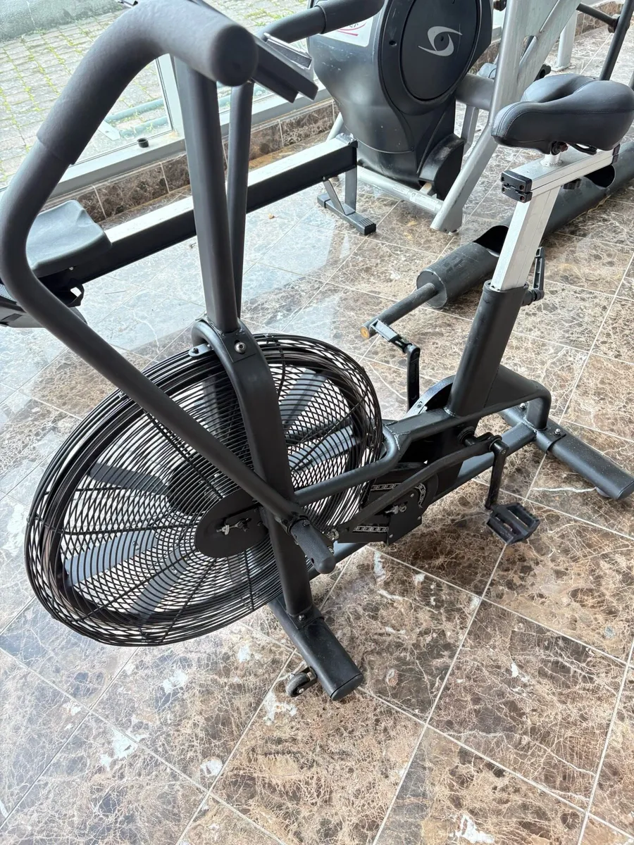 Gym equipment - Image 3